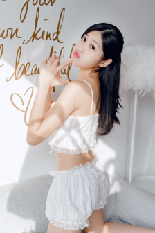 女绿巨人